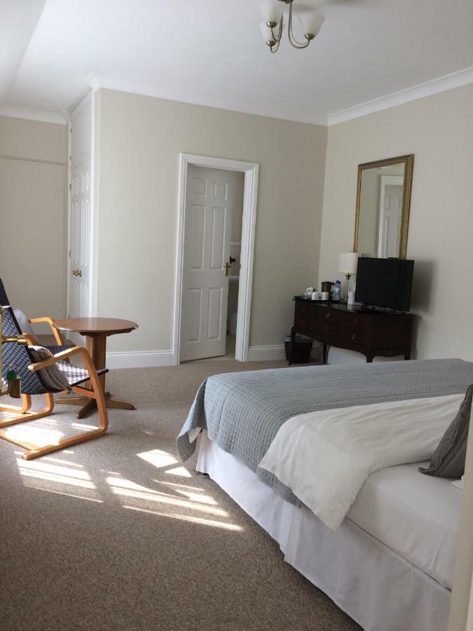 チェルトナム リトル マナー Bed & Breakfast エクステリア 写真