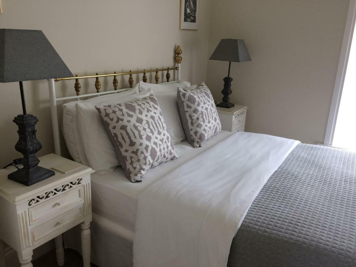 チェルトナム リトル マナー Bed & Breakfast エクステリア 写真